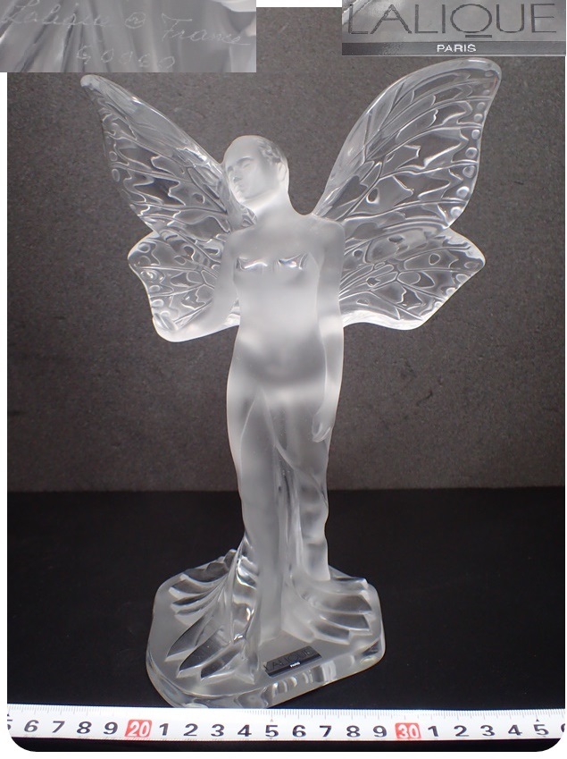 激安大特価，格安 ルネラリック Lalique@Franceサイン オパールセント妖精オブジェ その２ 高さ：23.5cm D283 80サイズ(工芸ガラス)｜売買されたオークション情報、yahooの商品情報をアーカイブ公開 - オークファン 工芸ガラス