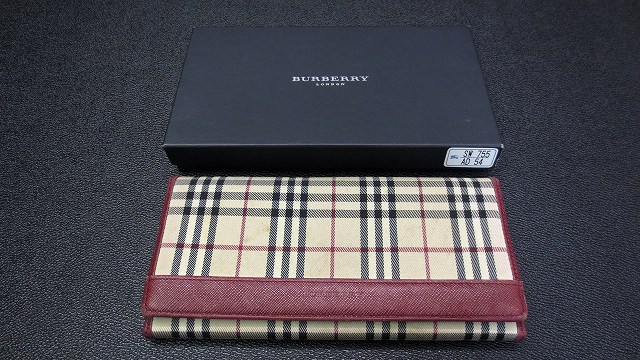  バーバリー BURBERRY チェック 長財布 小銭入れ有(女性用財布)｜売買されたオークション情報、yahooの商品情報をアーカイブ公開 - オークファン 服飾小物