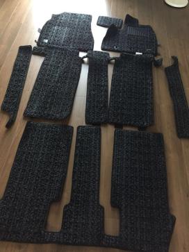 品質保証，お買い得 VOXY ハイブリッド 前期用 純正 フロアマットラグジュアリー 品(トヨタ用)｜売買されたオークション情報、yahooの商品情報をアーカイブ公開 - オークファン トヨタ用