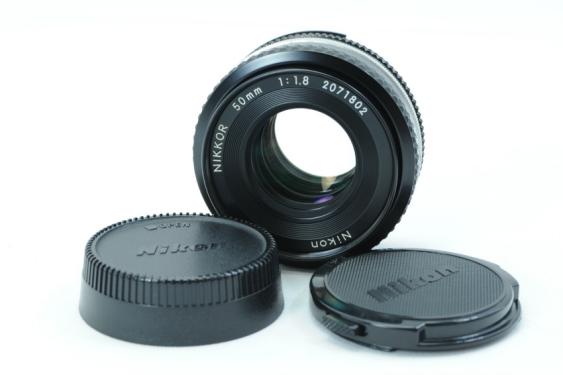 お得，2025 ecoま ニコン NIKON Ai-s 50mm F1.8 no.2071802 最短0.45 パンケーキ 単焦点 マニュアルレンズ(ニコン)｜売買されたオークション情報、yahooの商品情報をアーカイブ公開 - オークファン ニコン