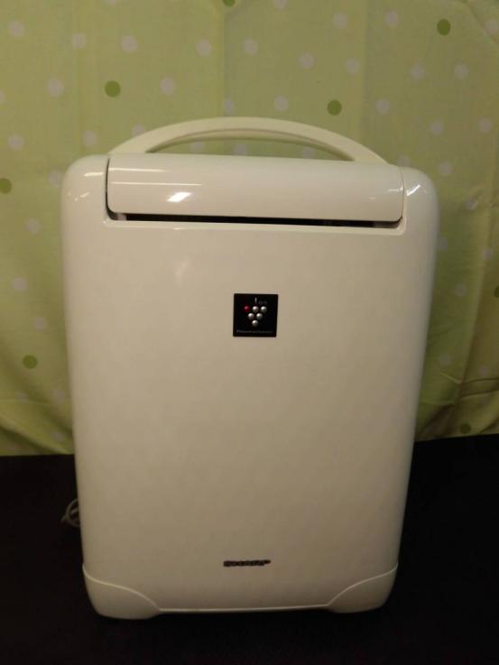 シャープ 除湿機 SHARP CV-C100-W シャープ、プラズマクラスターを発生