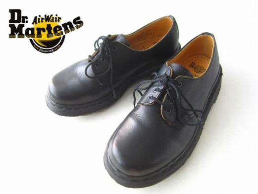 英国製 Dr Martens ドクターマーチン 4ホール 黒 Uk5 レディース23 5cm 24cm プレーントゥ D132 Uk5 売買されたオークション情報 Yahooの商品情報をアーカイブ公開 オークファン Aucfan Com