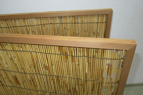 ◇ 茶道具 屏風 風炉先 【1尺5寸 赤杉縁 葭（よし）夏用風炉先屏風