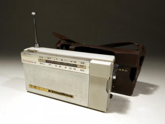 HITACHI 日立 ラジオ KH-2100 sergeram サージラムHITACHI 日立 ラジオ