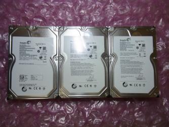 I52878. Seagate / SATA 3.5インチ HDD / 1TB 3個セット / 中古品 内蔵