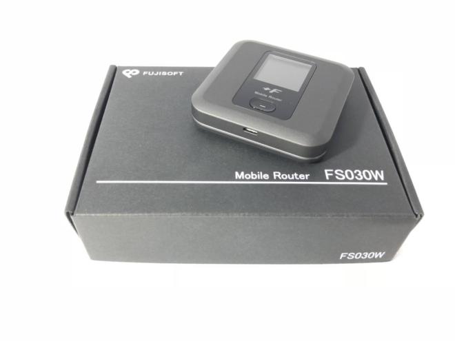 7H1☆新品・未使用☆FUJISOFT FS030W ブラック SIMフリー☆管理番号