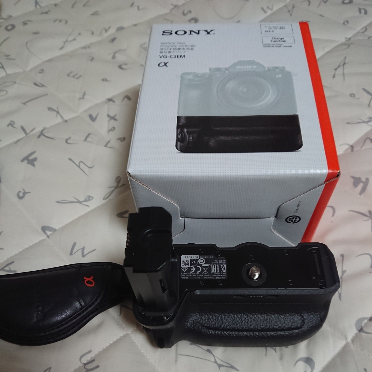 SONY α7Ⅲ α9用 縦位置バッテリーグリップ VG-C3EM αバンドストラップ