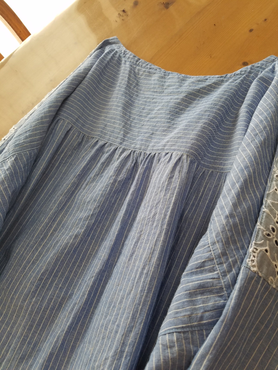 ハンドメイド::花刺繍×ストライプ*チュニック丈op イベントセール レディース 大人 ブラック リネン 綿