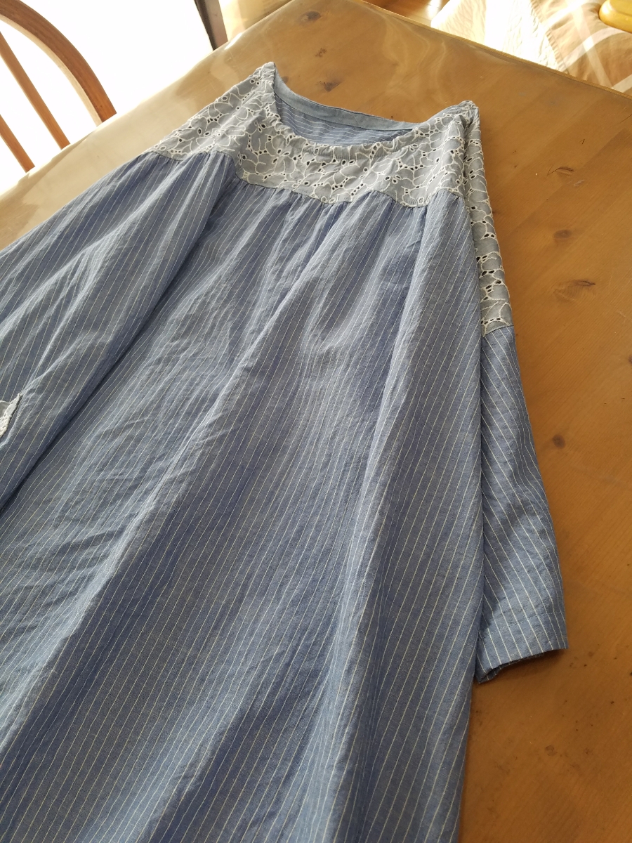 ハンドメイド::花刺繍×ストライプ*チュニック丈op イベントセール レディース 大人 ブラック リネン 綿