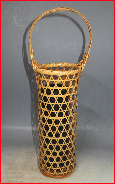 茶道具 華道具 和物籠 竹籠花入 花籠 手付筒型 竹籠花入 風炉用 夏の季節 木工 竹工芸 売買されたオークション情報 Yahooの商品情報をアーカイブ公開 オークファン Aucfan Com