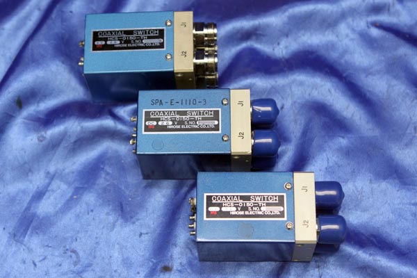 HIROSE/ヒロセ電機 同軸切替器 【HCS-0150-TH/3個1セット】 22390S