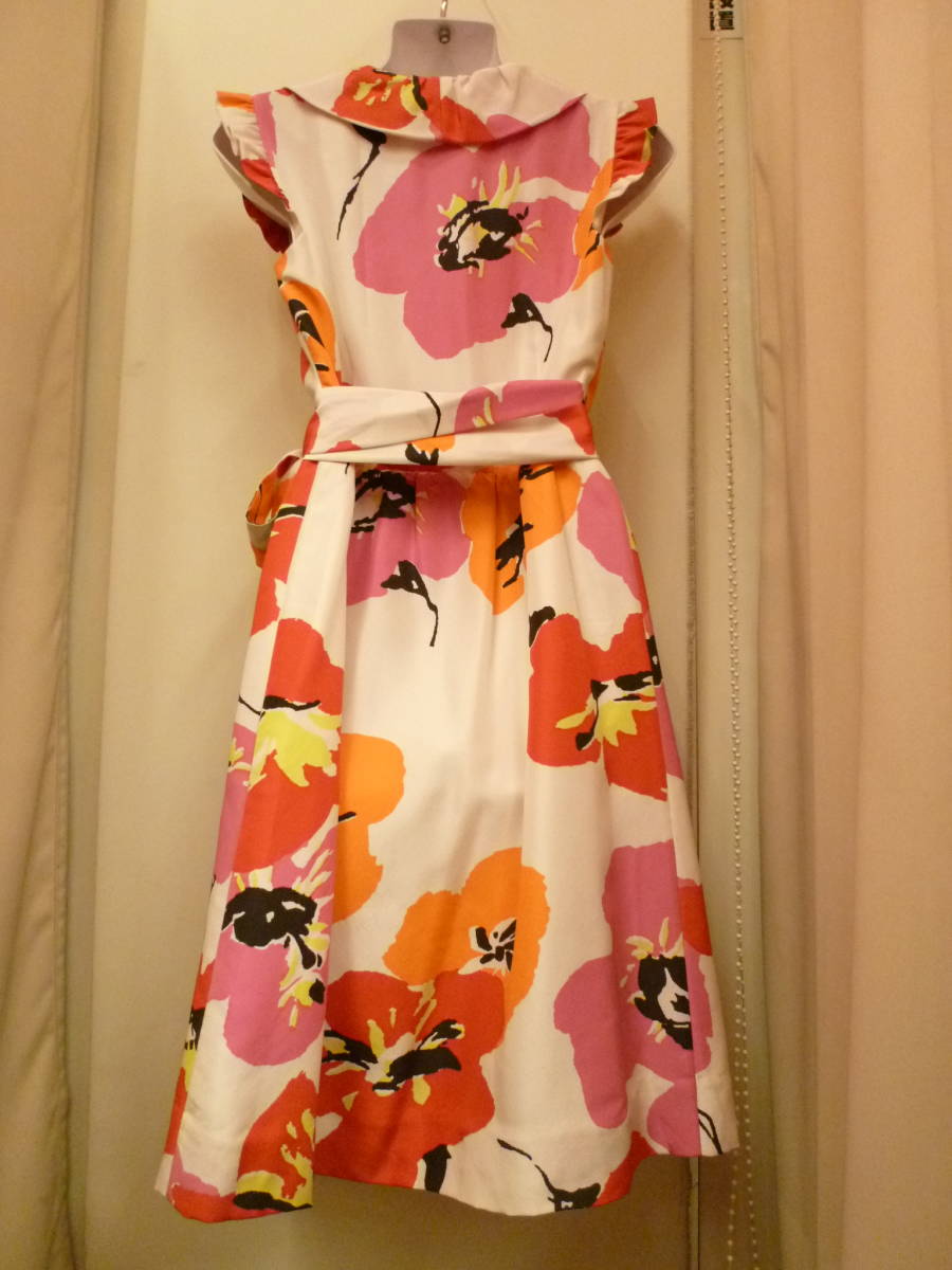 ケイト スペード ニューヨークkate Spade New York華やか花柄 ワンピース6 格安 ケイト スペード 売買されたオークション情報 Yahooの商品情報をアーカイブ公開 オークファン Aucfan Com