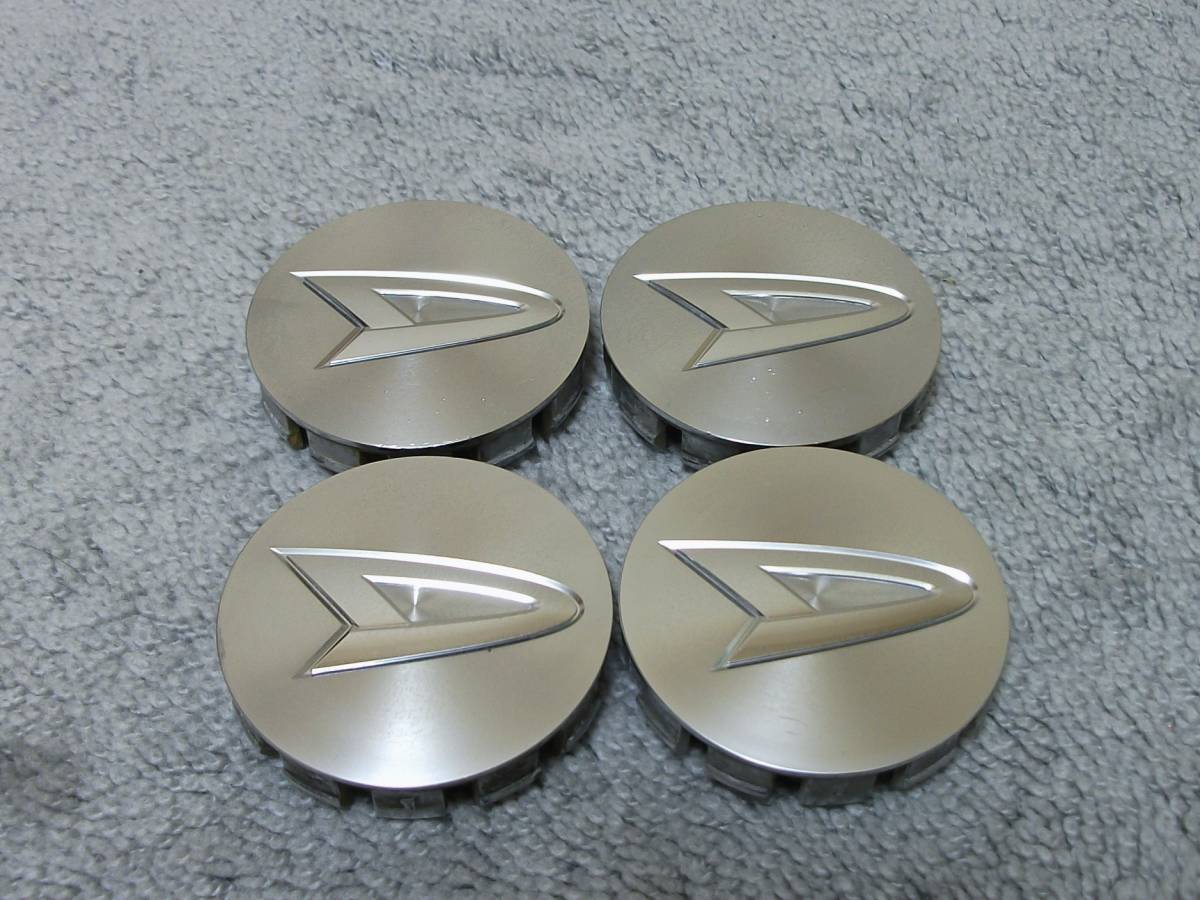 ダイハツ純正 純正ホイール用 ポリッシュ センターキャップ 52mm 型番 