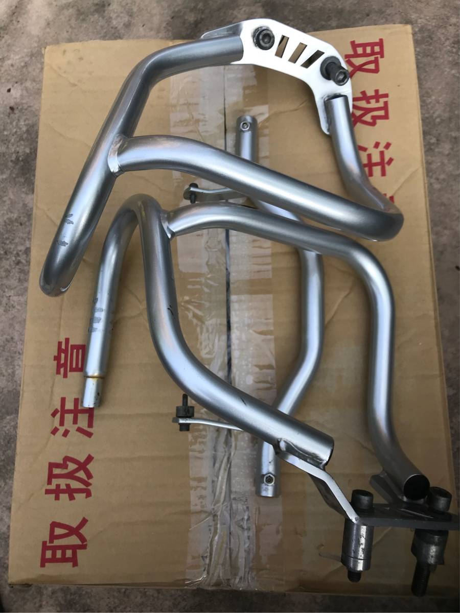 空冷R1200GS用 ヘプコ&ベッカー製 エンジンガードです。