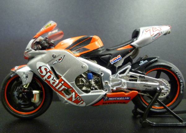 ixo 1/24 加藤 大治郎 RC211V ホンダ HONDA RC211-V 2002 RC 永遠の＃74_1