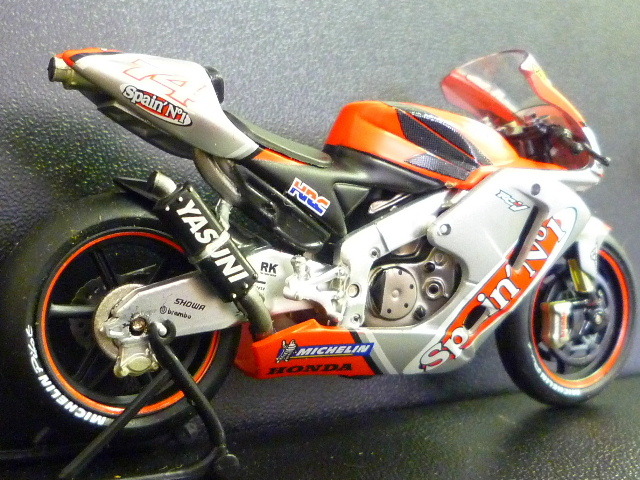 ixo 1/24 加藤 大治郎 RC211V ホンダ HONDA RC211-V 2002 RC 永遠の＃74_3