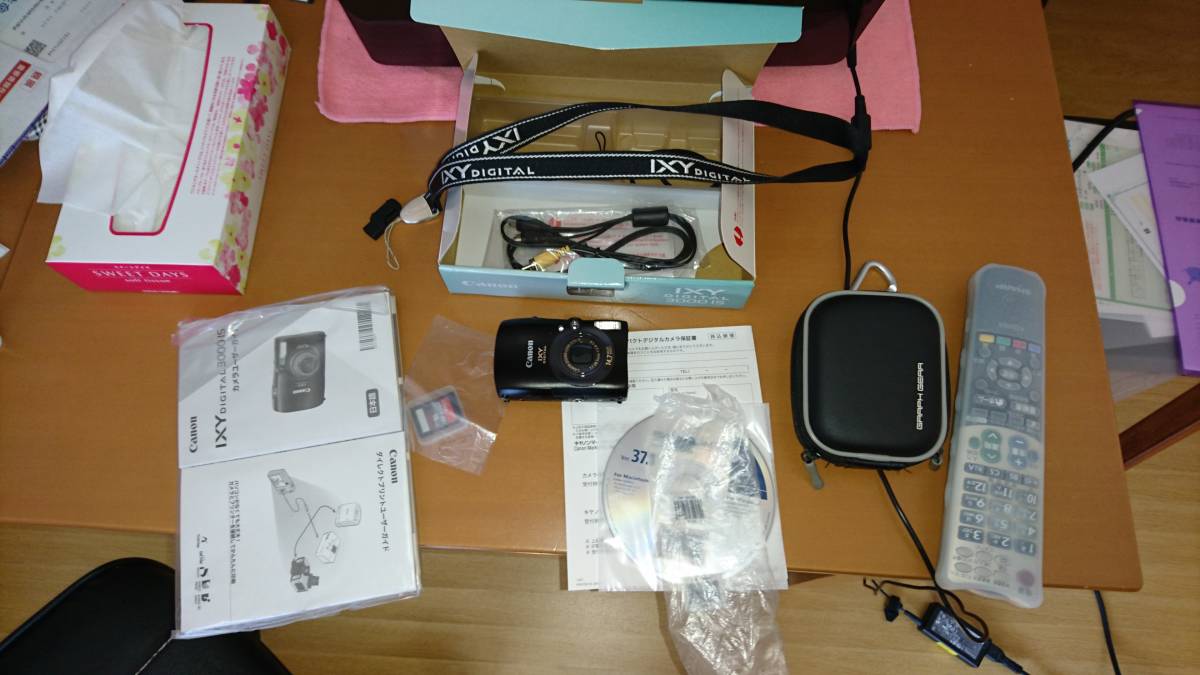 キヤノンcanon IXY DIGITAL 3000 IS（PANTHER BLACK）中古 IXY DIGITAL