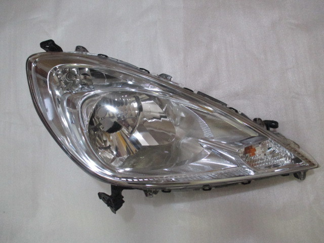 ホンダ Honda FIT フィット ハイブリッド GP1 純正 右 HID ヘッド