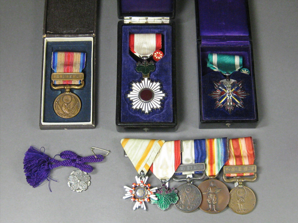 1000円~ 勲章 瑞宝双光章 勲五等瑞宝章 微章 ケース