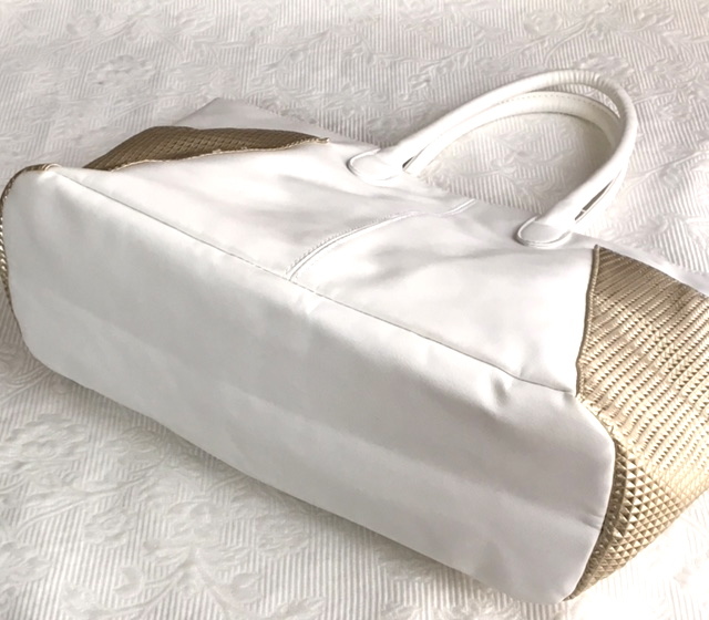 Jimmy Choo ホワイト トートバッグ JIMMY CHOO ジミーチュウ トートバッグ ノベルティ 白 香水購入限定品