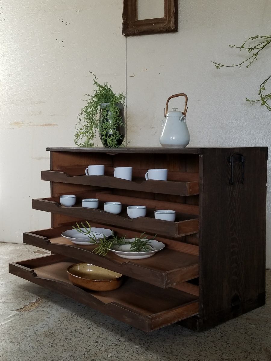 古い木製の引き出し 2段 食器棚 シャツケース 収納棚 チェスト 古い木製の