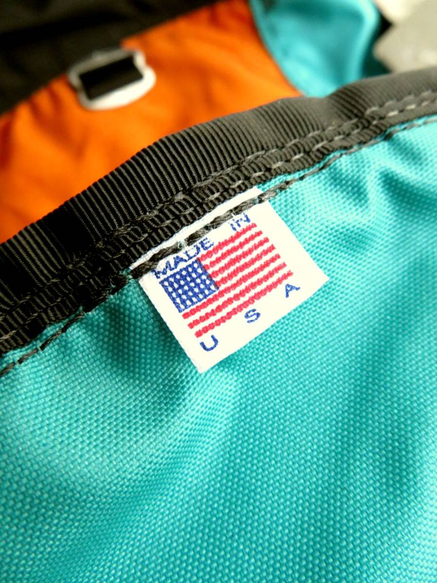 新品 未使用 展示品 GREGORY DAY PACK グレゴリー デイパック 2色使い レアカラー オレンジ カプリア(カプリブルー) USA アメリカ製 DAY Day Gregory 26L, 背囊 Action