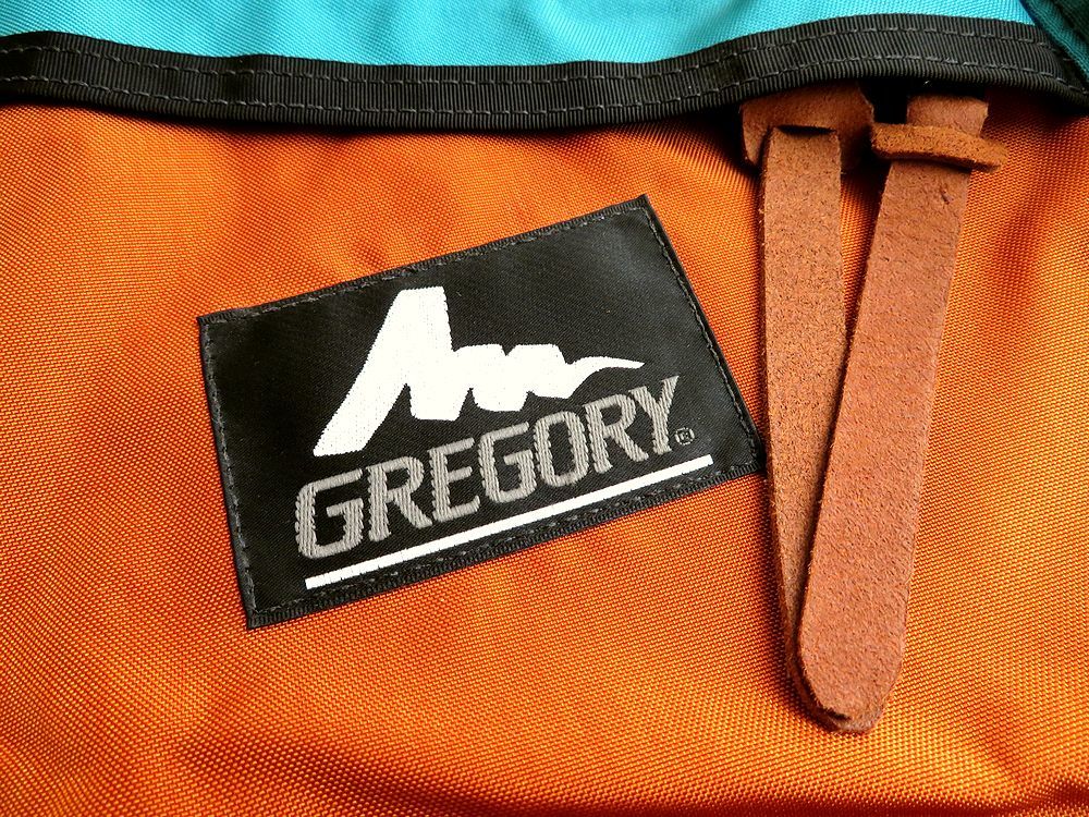 新品 未使用 展示品 GREGORY DAY PACK グレゴリー デイパック 2色使い レアカラー オレンジ カプリア(カプリブルー) USA アメリカ製 DAY Day Gregory 26L, 背囊 Action