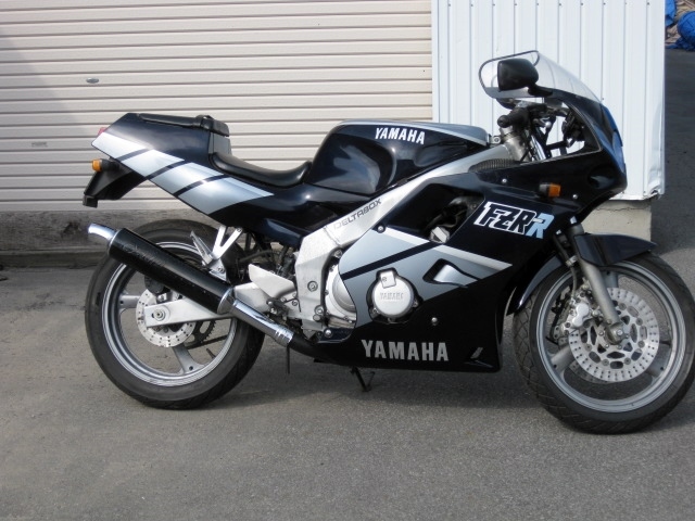 ★北海道発！★ヤマハ★FZR250R ★メーター読み３１km★長期保管品★書類有り★