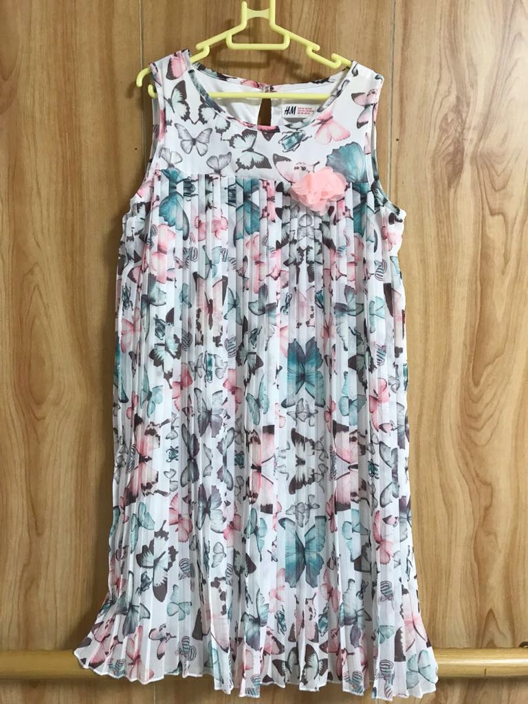 H M 蝶々ちょうちょ プリーツ ワンピース 9 10歳 140 女の子用 売買されたオークション情報 Yahooの商品情報をアーカイブ公開 オークファン Aucfan Com H M 蝶々ちょうちょ プリーツ ワンピース 9 10歳 140 女の子用 売買されたオークション情報 Yahooの商品情報をアーカイブ公開 オークファン Aucfan Com