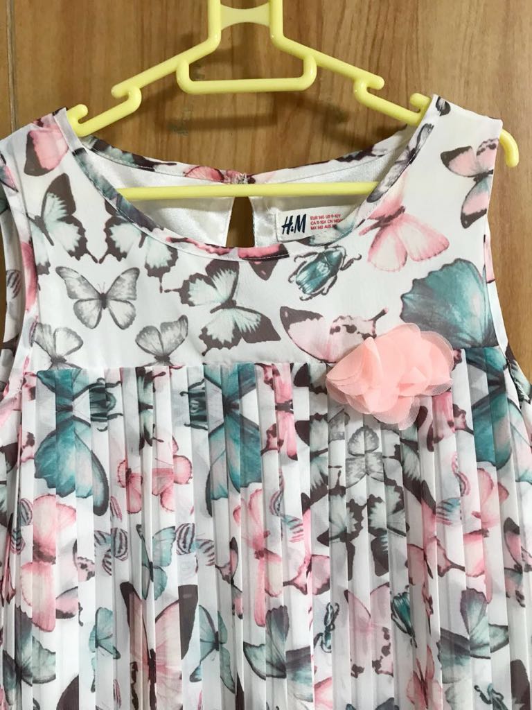 H M 蝶々ちょうちょ プリーツ ワンピース 9 10歳 140 女の子用 売買されたオークション情報 Yahooの商品情報をアーカイブ公開 オークファン Aucfan Com H M 蝶々ちょうちょ プリーツ ワンピース 9 10歳 140 女の子用 売買されたオークション情報 Yahooの商品情報をアーカイブ公開 オークファン Aucfan Com