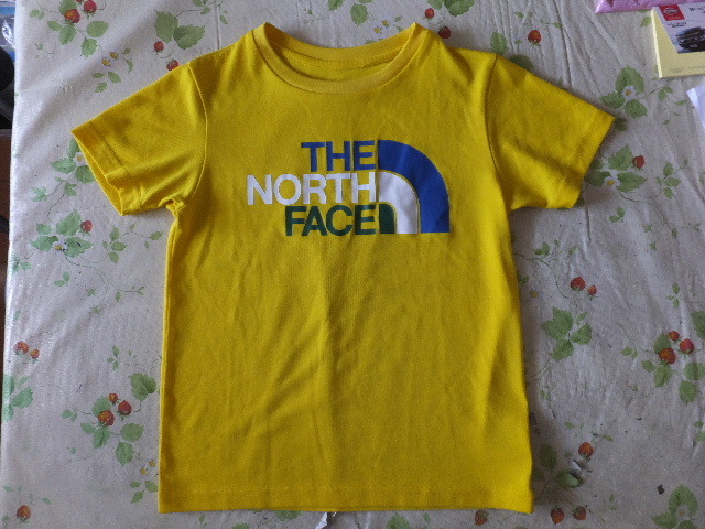 美品　ノースフェイス　半袖Ｔシャツ　１４０サイズ　黄色　デカロゴ