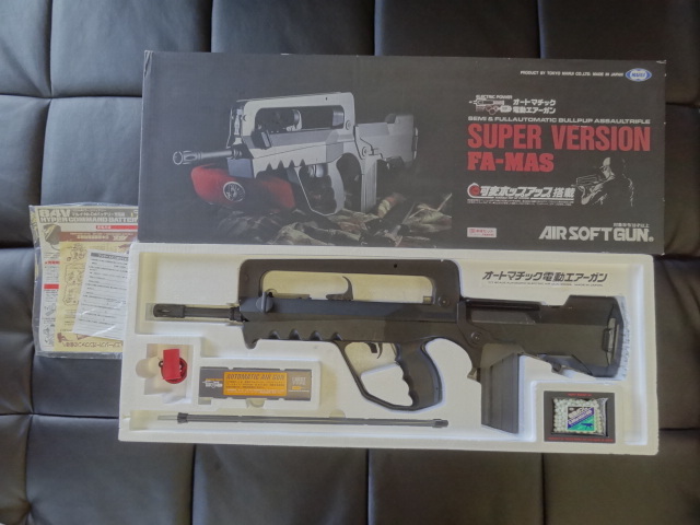 東京マルイ スーパーバージョン ファマス 電動ガン FA-MAS SV | (可変