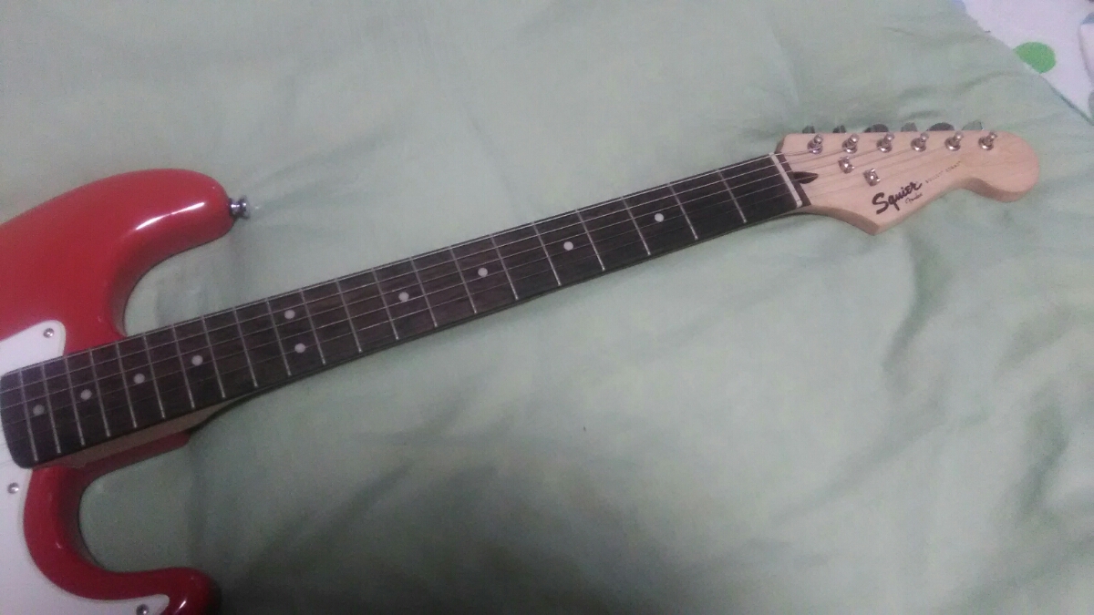Squier by Fender スクワイヤー エレキギター BULLET STRAT WITH