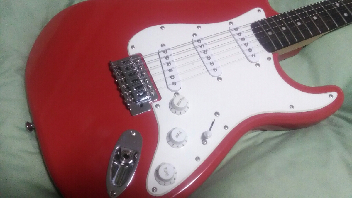 Squier by Fender スクワイヤー エレキギター BULLET STRAT WITH