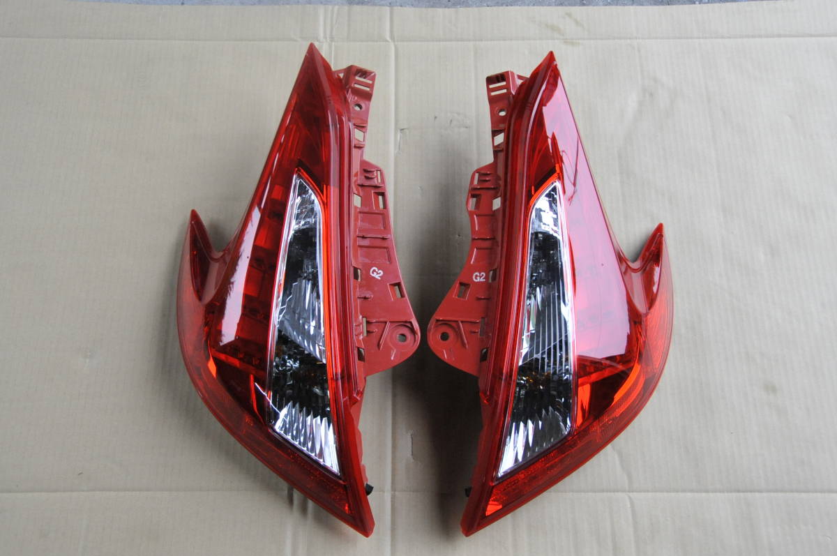 Z34 純正 テールランプ 左右セット（中古） フェアレディZ
