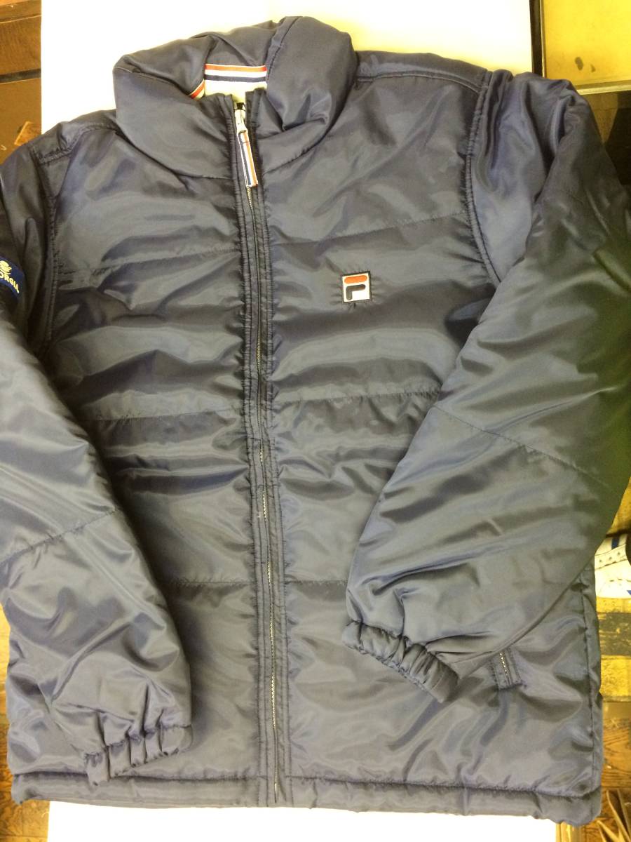 【最安値，定番】 GEORGIA &times; FILA ジャケット 非売品 ジョージア &times; フィラ コカ コーラ(コカ・コーラ)｜売買されたオークション情報、yahooの商品情報をアーカイブ公開 - オークファン コカ・コーラ