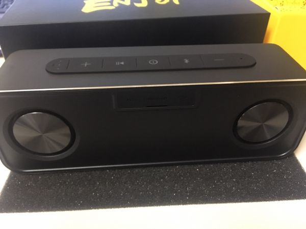 【送料無料】★☆お得 MIFA A20 スピーカー Bluetooth4.2 ステレオサウンド SDカード機能付 TWS機能対応 低音強化 デュアルドライバー★☆