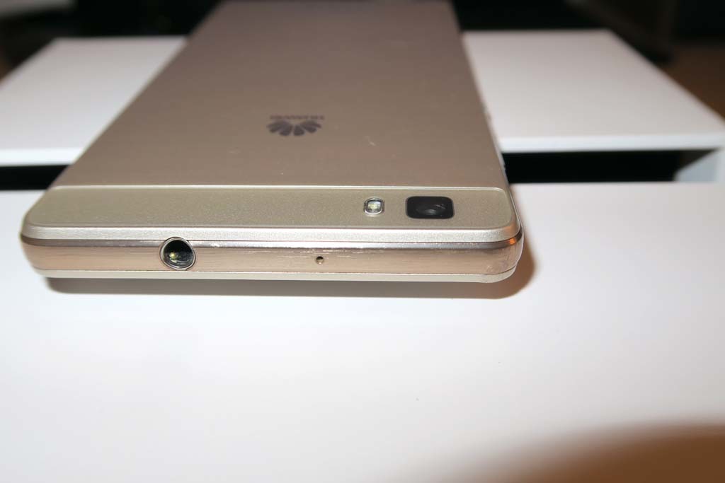 HUAWEI P8 lite ALE-L02 ゴールド SIMフリー_5