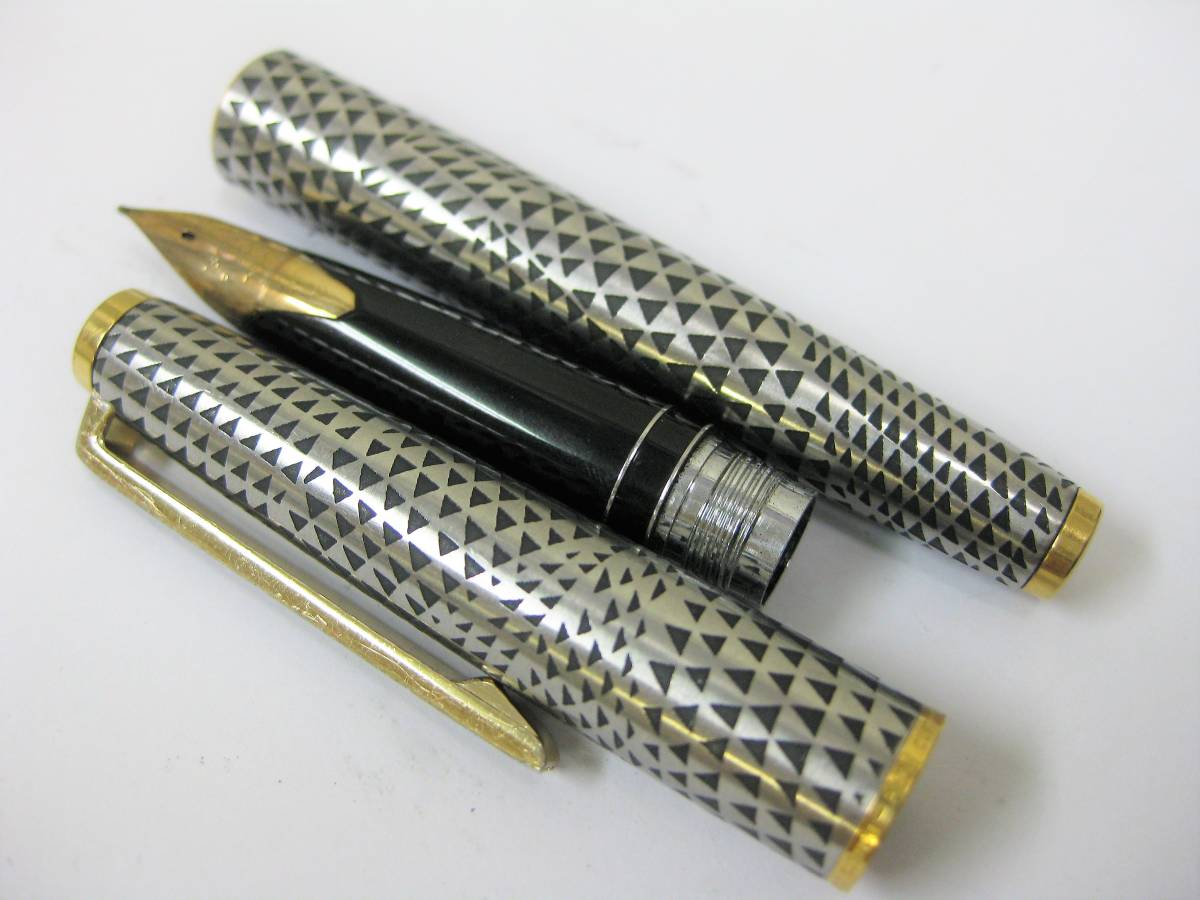 PILOT/パイロット CUSTOM カスタム 万年筆 ペン先18K-750刻印 △三角総