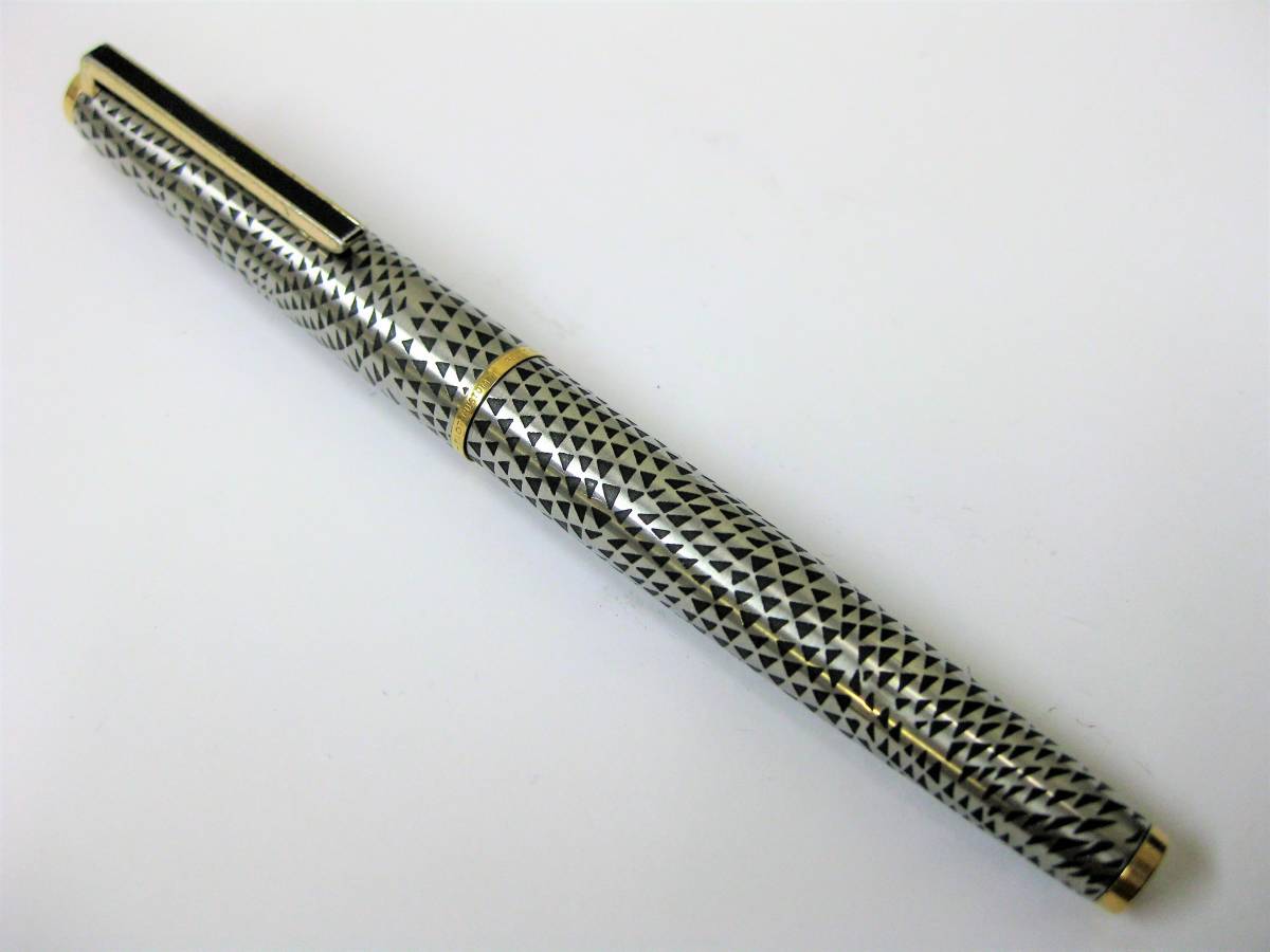 PILOT/パイロット CUSTOM カスタム 万年筆 ペン先18K-750刻印 △三角総