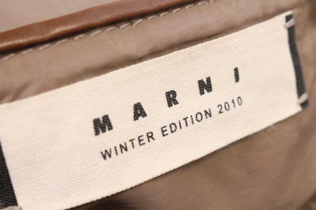 - SOFT MARNI HOBO スモールショルダー ムートン（ブランドマルニ）（バッグ・小物・ブランド雑貨 マルニMARNI　ムートンショルダーバッグ[LBGO81329]