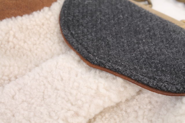 - SOFT MARNI HOBO スモールショルダー ムートン（ブランドマルニ）（バッグ・小物・ブランド雑貨 マルニMARNI　ムートンショルダーバッグ[LBGO81329]