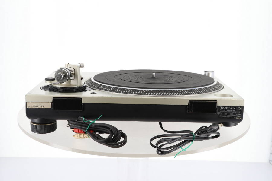 ☆Technics テクニクス SL-1200MK3D ターンテーブル 音響機器 現状品