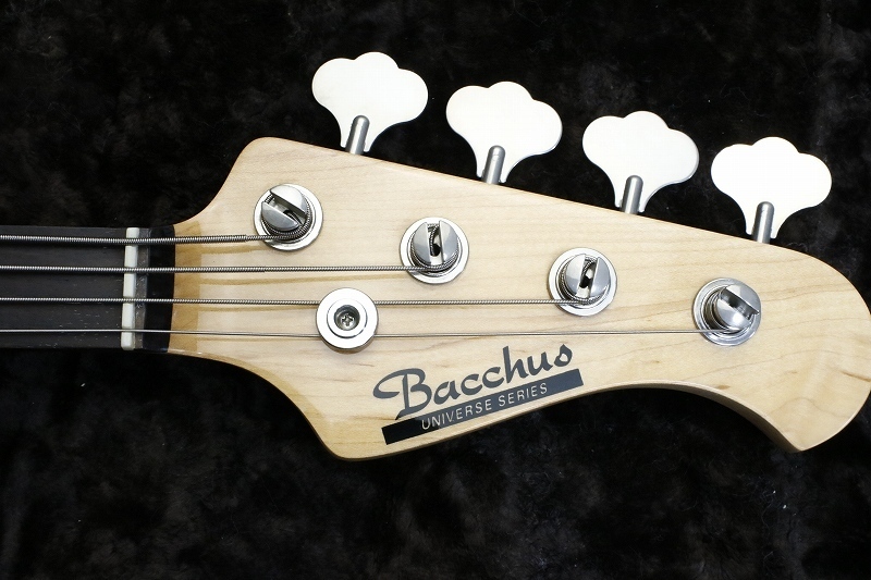 ○送料無料 美品 Bacchus バッカス Universeシリーズ ジャズベース 