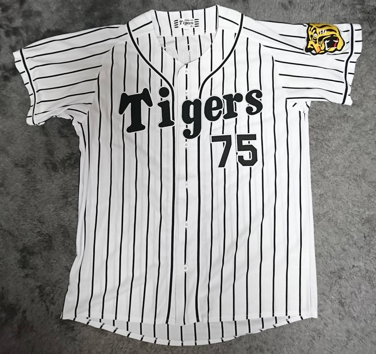 阪神タイガース 17 レプリカユニフォーム 75 ルイス メンドーサ Oサイズ 応援ユニフォーム ウエア 売買されたオークション情報 Yahooの商品情報をアーカイブ公開 オークファン Aucfan Com