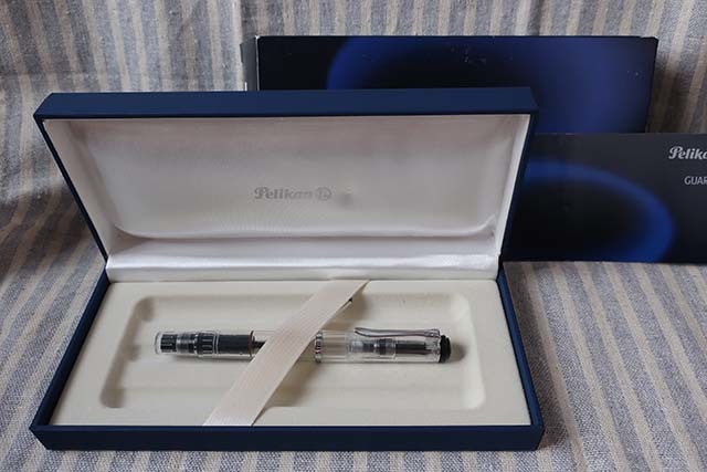 未使用品】PELIKAN M205 デモンストレーター ペリカン 透明軸 元箱付