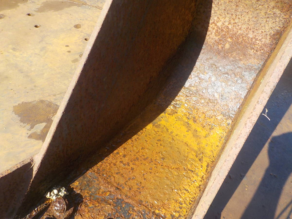 №1878　狭小バケット　幅狭　掘削バケット　0.2クラス　重機ショベル建設機械　ピン径45㎜　アーム幅170㎜　幅300㎜ツメバケット　中古_3