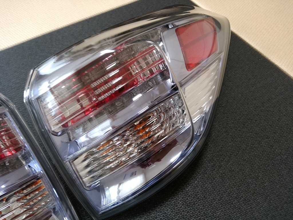 レクサスRX 前期 純正テールランプ RX450h GYL10/GYL15/GYL16 右側 美