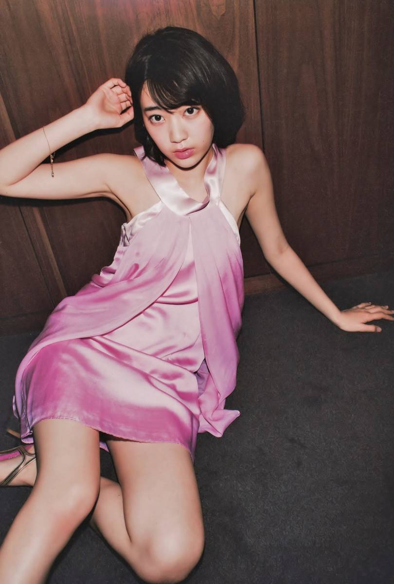 ☆宮脇咲良 他 HKT48 AKB48 L判 写真 18枚 ② 水着 ビキニ 希少 生