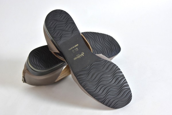 GINZA Yoshinoya｜銀座ヨシノヤ クロスストラップ サンダル 22.5cm I353